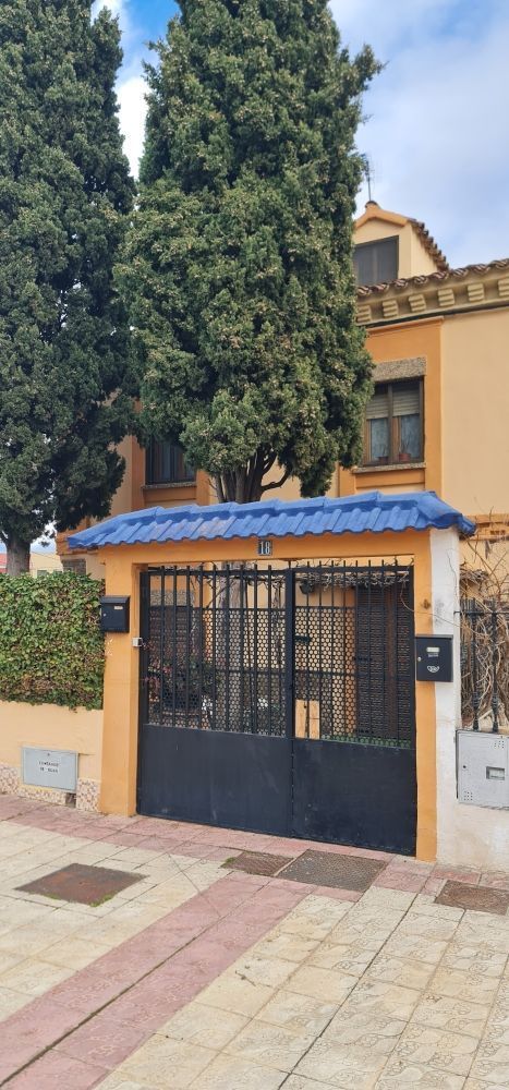 Vista exterior de Casa o xalet en venda en Utebo amb Calefacció, Terrassa i Traster