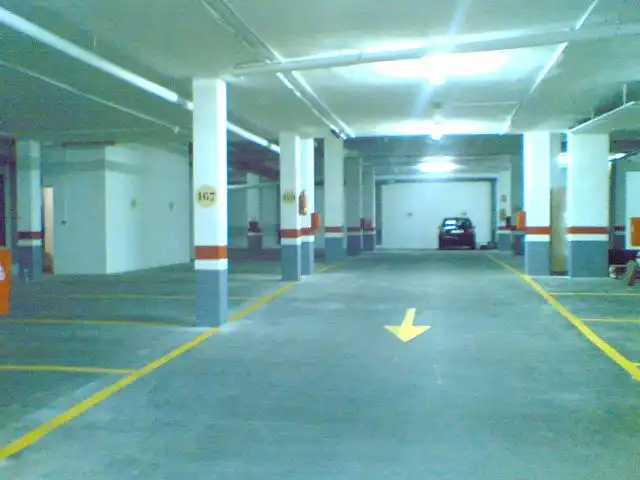 Parkplatz von Garage zur Miete in Almería