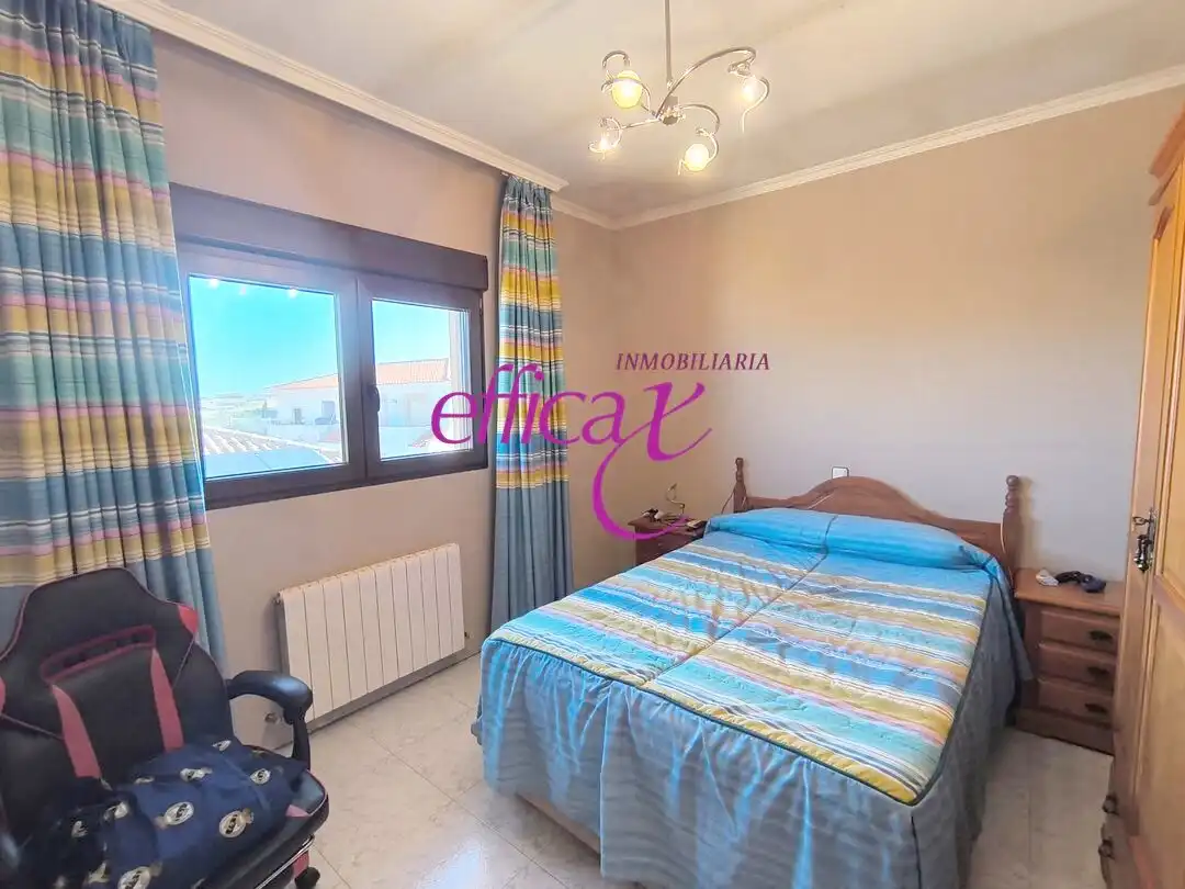Bedroom of Houses for sale in Burujón  with Heating
