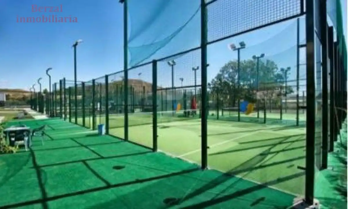 Vista exterior de Casa o chalet en venta en  Logroño con Aire acondicionado, Calefacción y Jardín privado