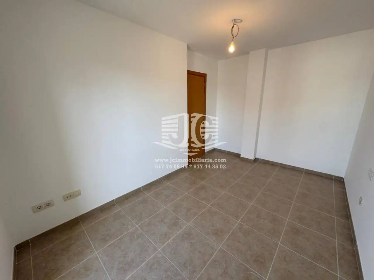 Bedroom of Flat for rent in L'Aldea  with Balcony and Alarm