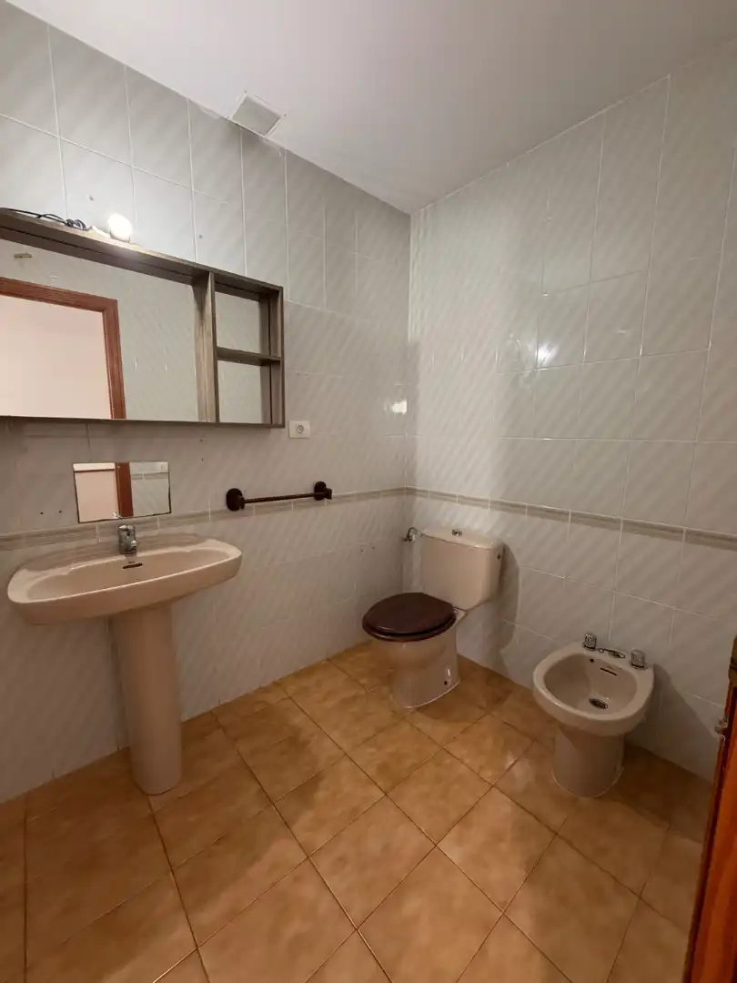 Bany de Casa adosada de lloguer en Benicasim / Benicàssim amb Jardí privat, Terrassa i Traster