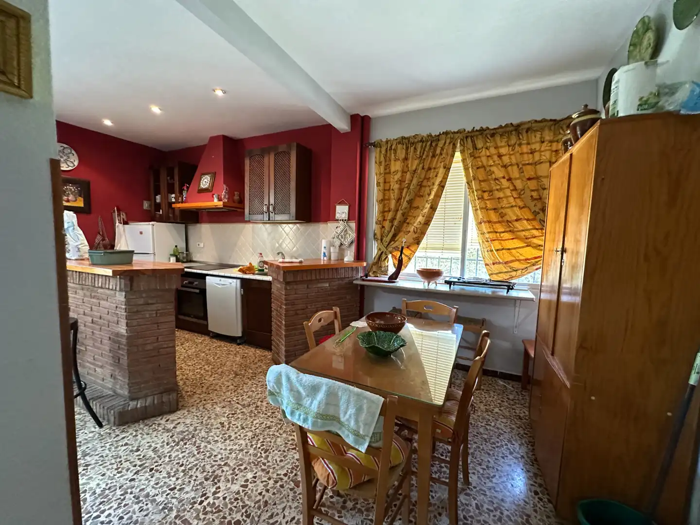 Cocina de Casa o chalet en venta en Úbeda con Aire acondicionado, Jardín privado y Terraza