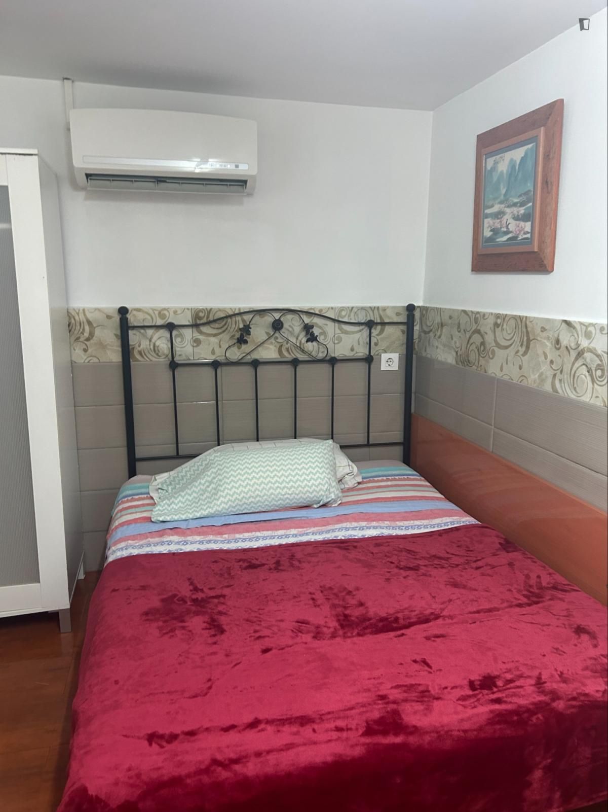 Bedroom of Apartments for rent in L'Hospitalet de Llobregat  with Air Conditioner, Heating and Furnished
