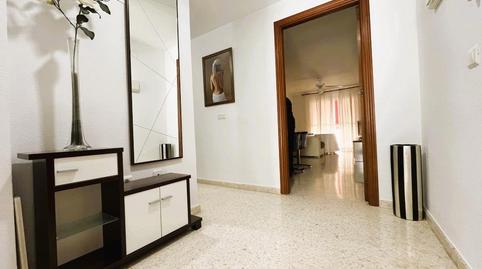 Foto 2 de Piso de alquiler en Avenida de Plutarco, El Cónsul - Ciudad Universitaria - El Romeral, Málaga