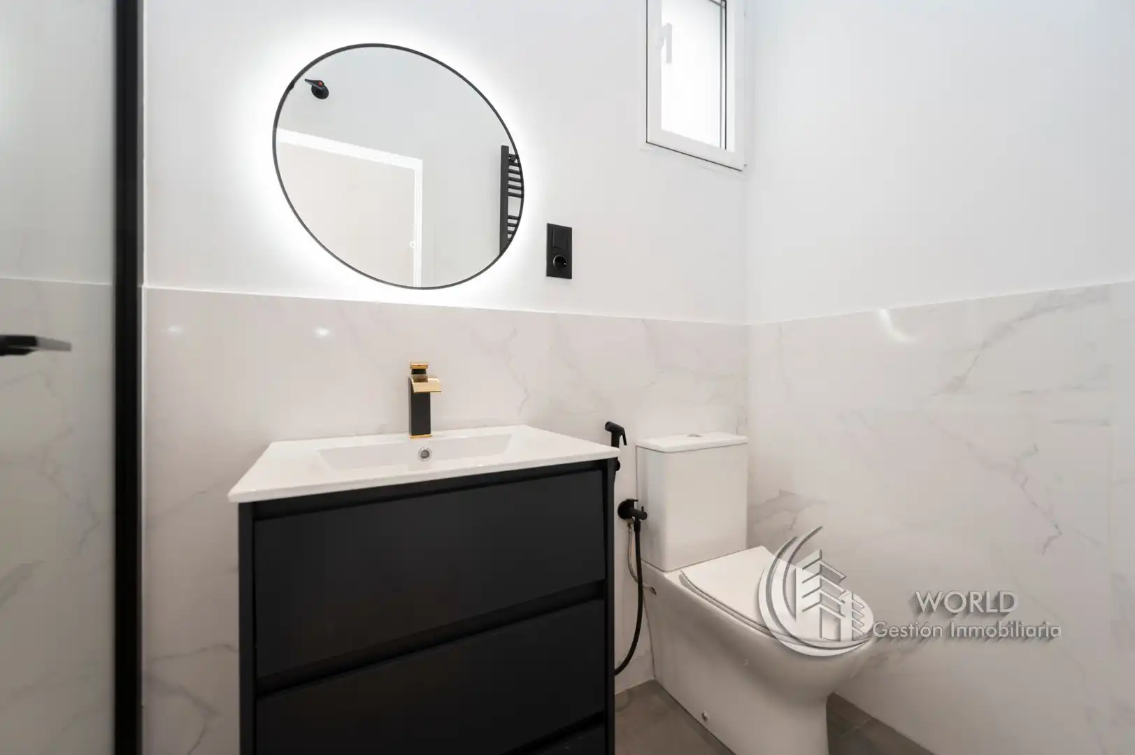Baño de Piso en venta en Madrid con Aire acondicionado, Calefacción y Horno