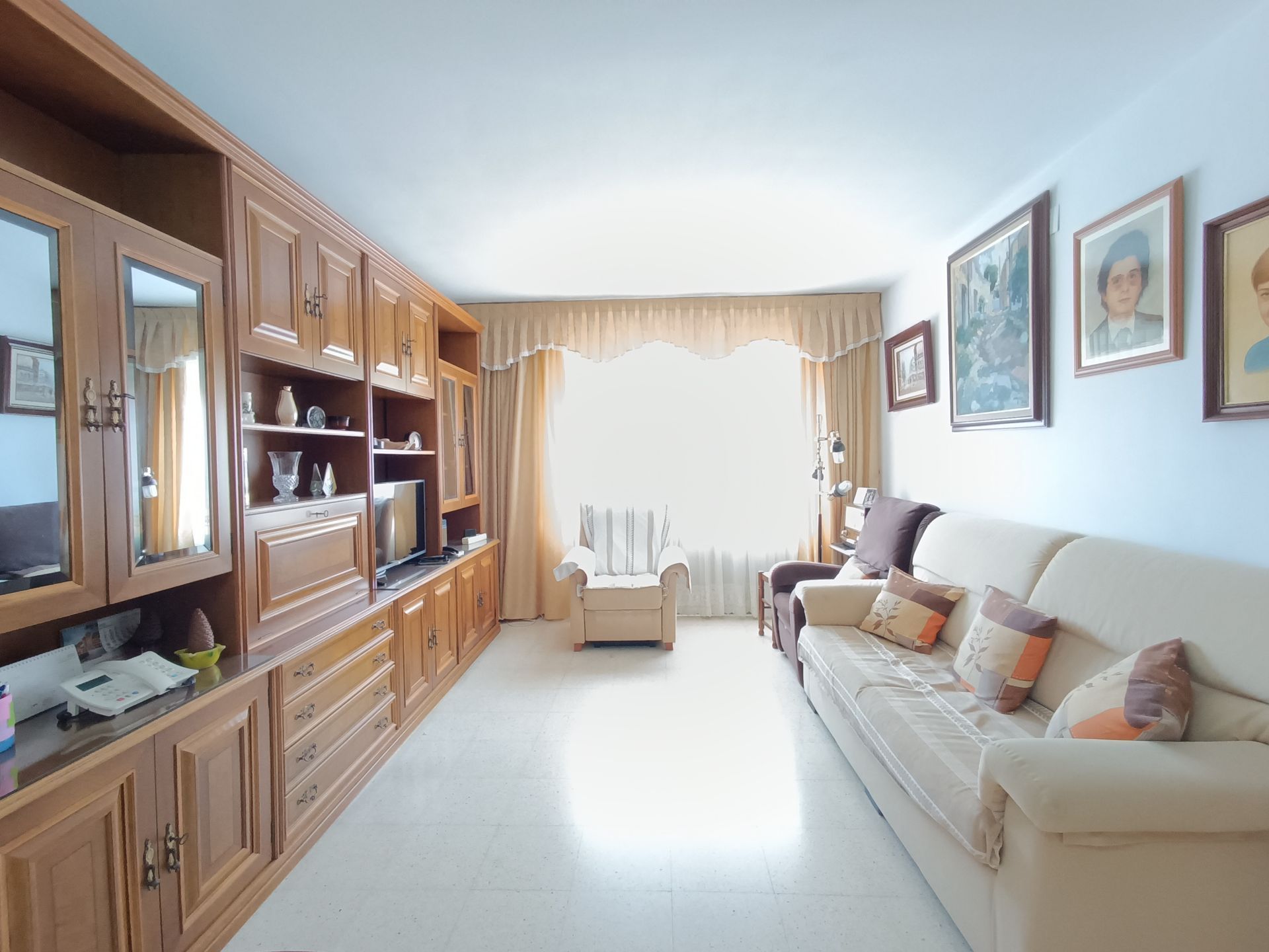 Sala de estar de Piso en venta en Sant Adrià de Besòs con Aire acondicionado y Calefacción