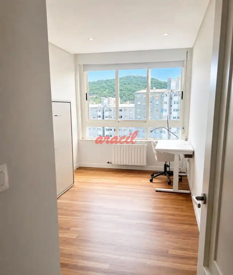 Apartamento en venta en Ourense Capital  con Calefacción y Balcón