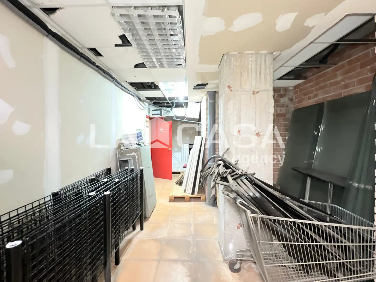 Local comercial en venta en Sant Andreu, imagen 8