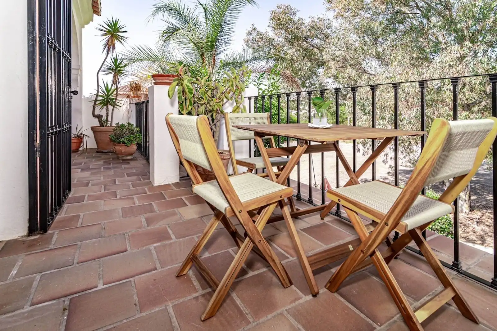 Terraza de Ático en venta en Marbella con Aire acondicionado, Amueblado y Piscina comunitaria