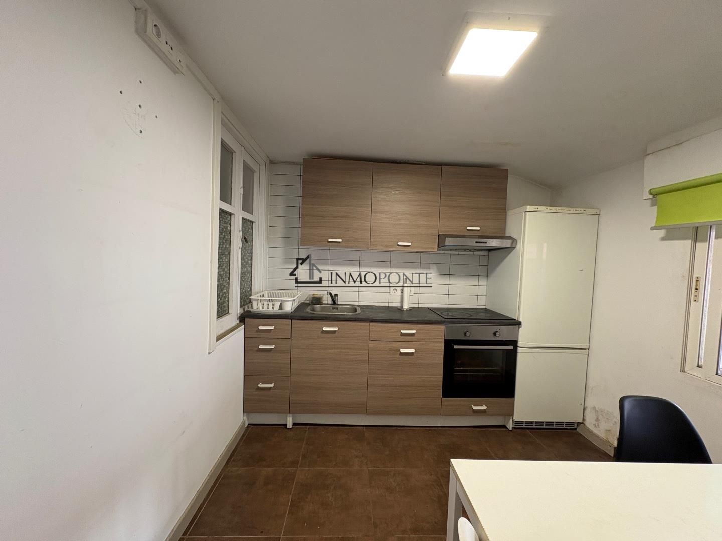 Kitchen of Flat for sale in Pontevedra Capital 