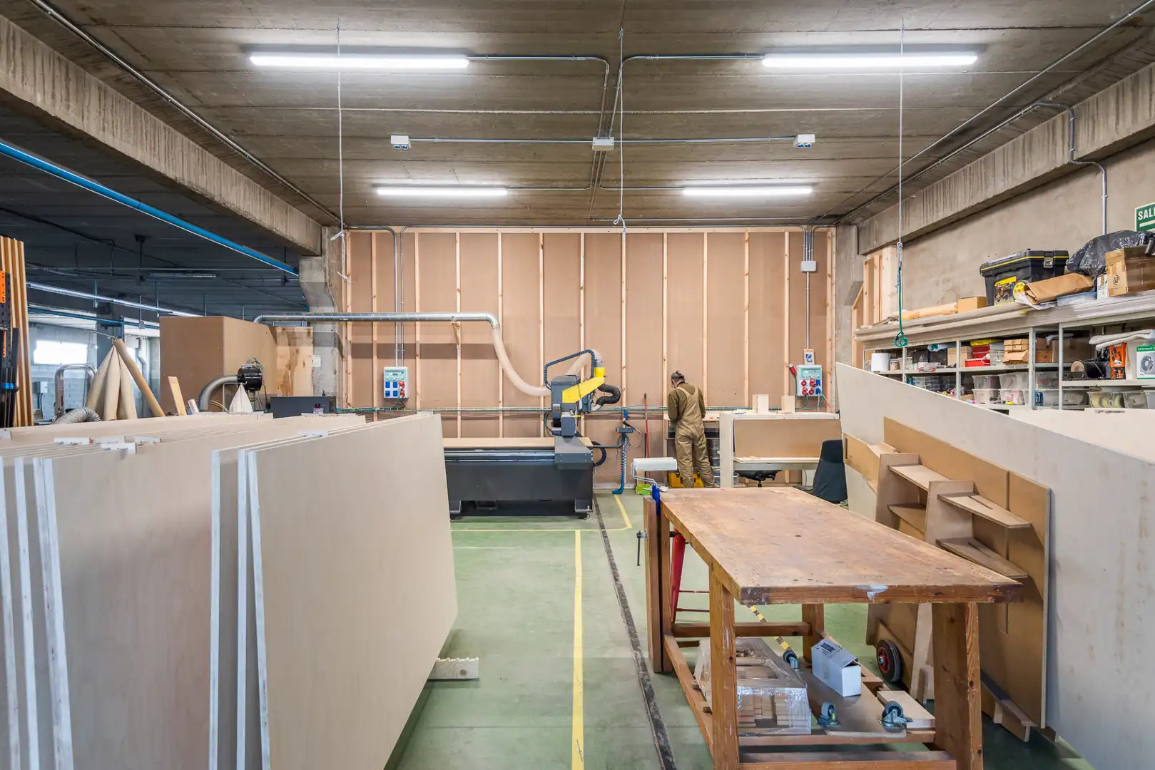 Industrial building with lift to rent in Almeda - El Corte Inglés, imagen 5
