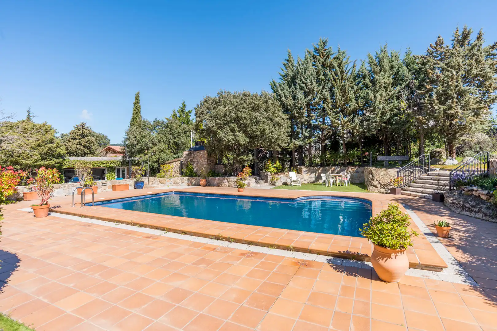 Swimming pool of Houses for sale in Collado Villalba  with Air Conditioner, Heating and Private garden