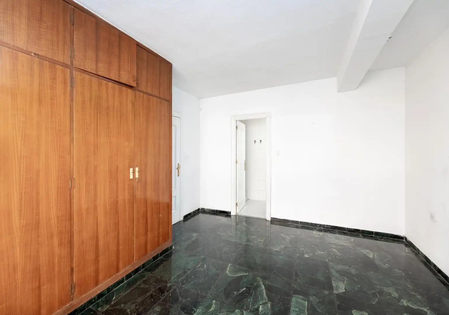Pis en venda en Granada amb Calefacció, Parquet i Terrassa