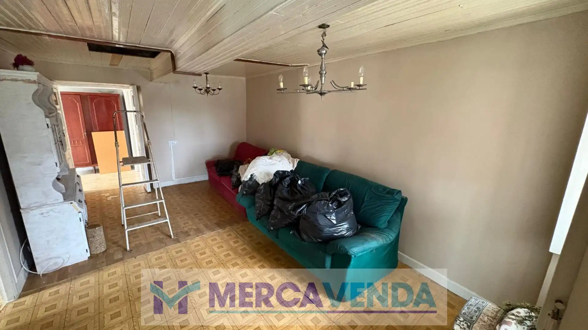 Sala de estar de Casa o chalet en venta en Covelo con Terraza y Amueblado
