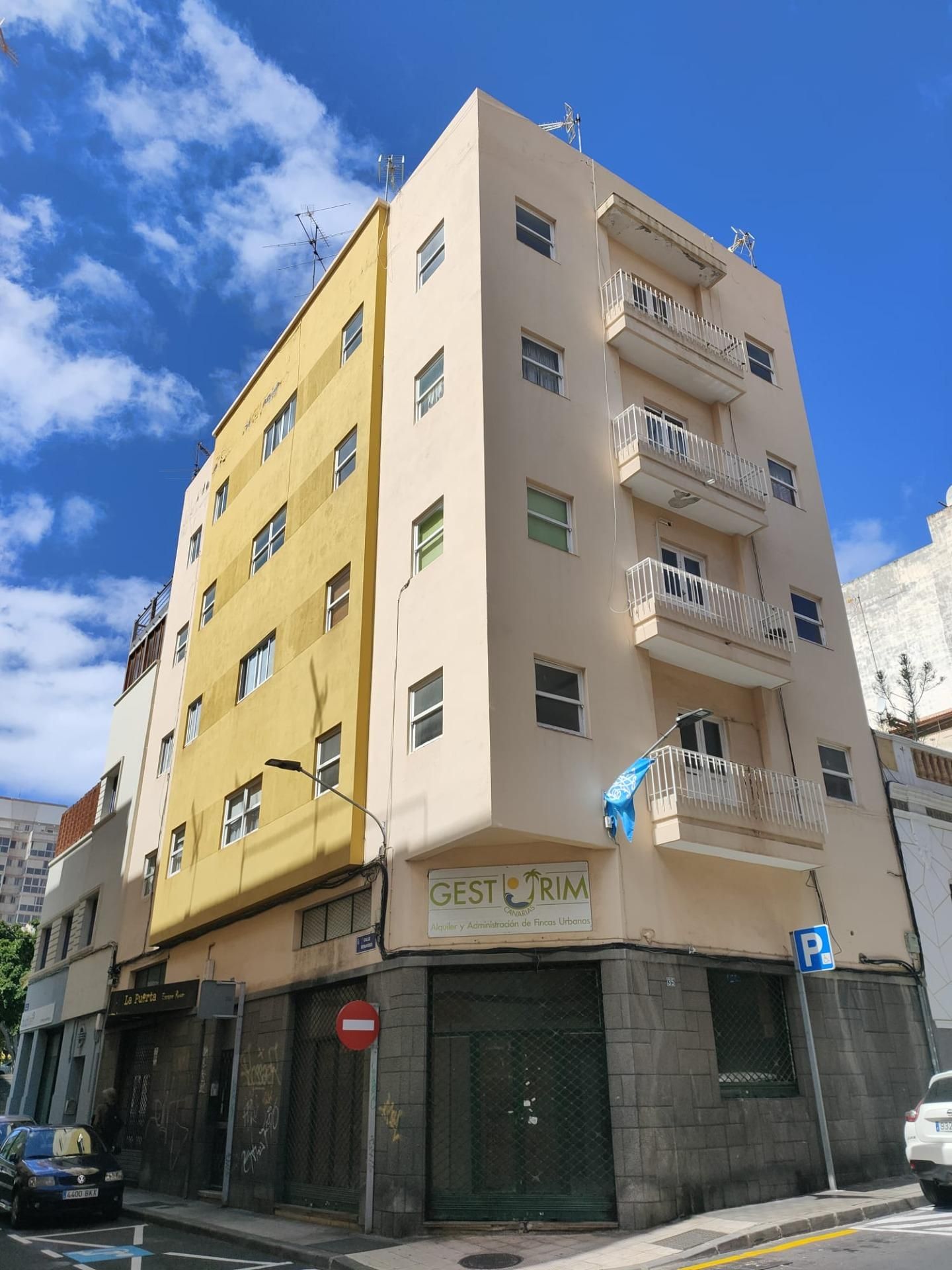 Vista exterior de Edifici en venda en  Santa Cruz de Tenerife Capital