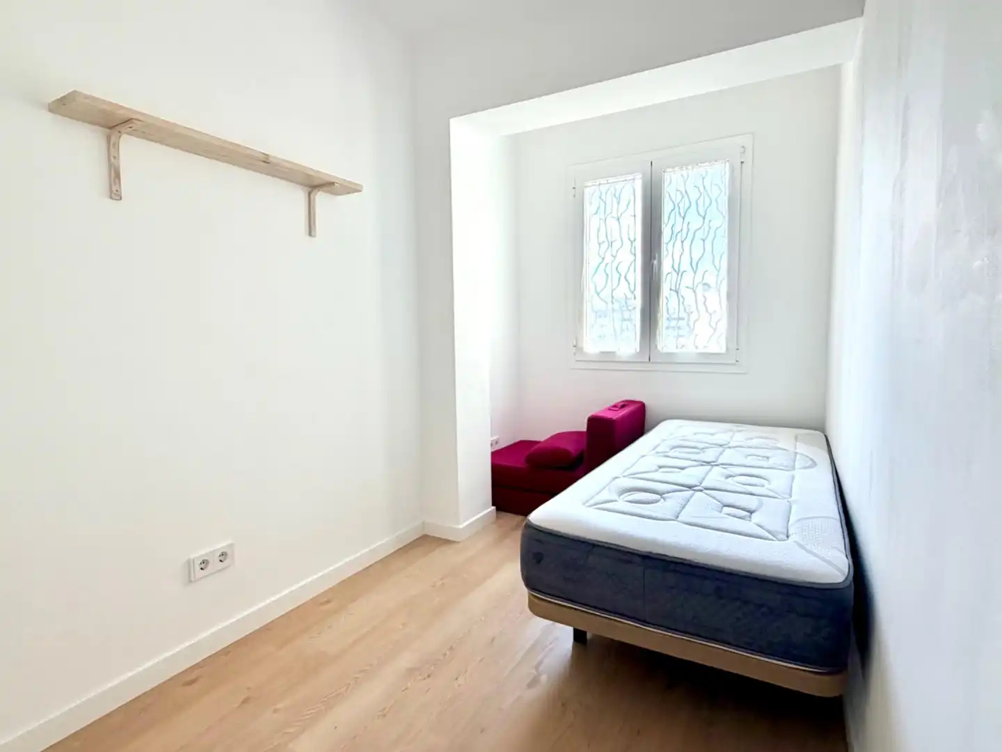 Bedroom of Flat for rent in  Palma de Mallorca  with Air Conditioner, Heating and Parquet flooring