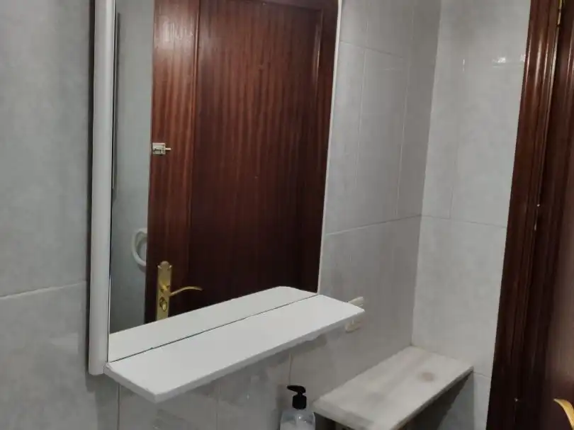 Badezimmer von Wohnung zur Miete in Ciudad Real mit Heizung, Möbliert und Waschmaschine