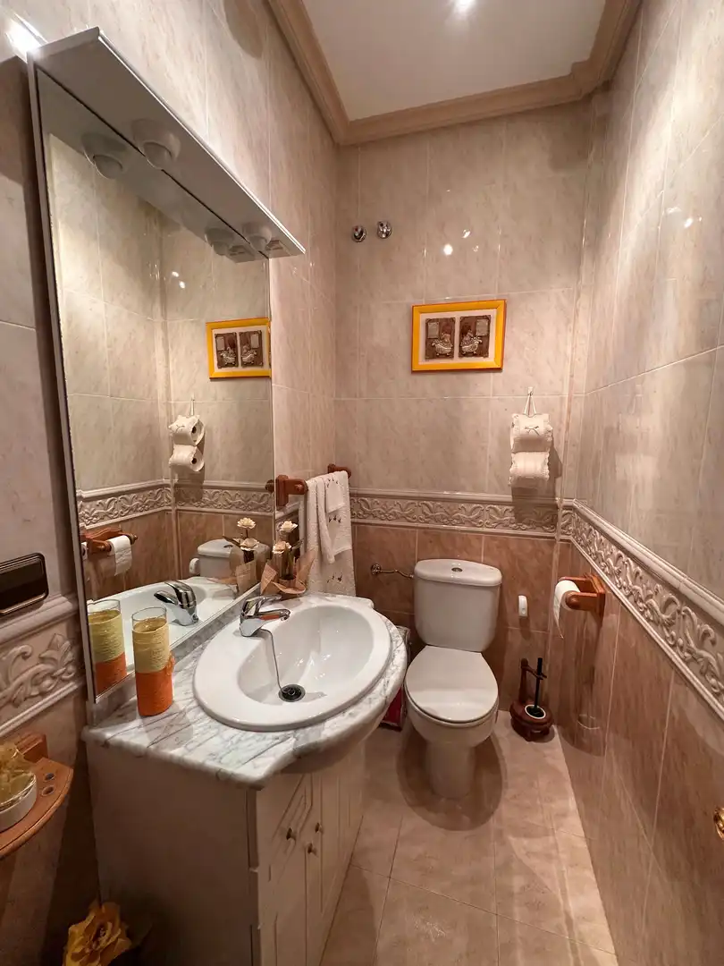 Bathroom of Flat for sale in Úbeda  with Air Conditioner
