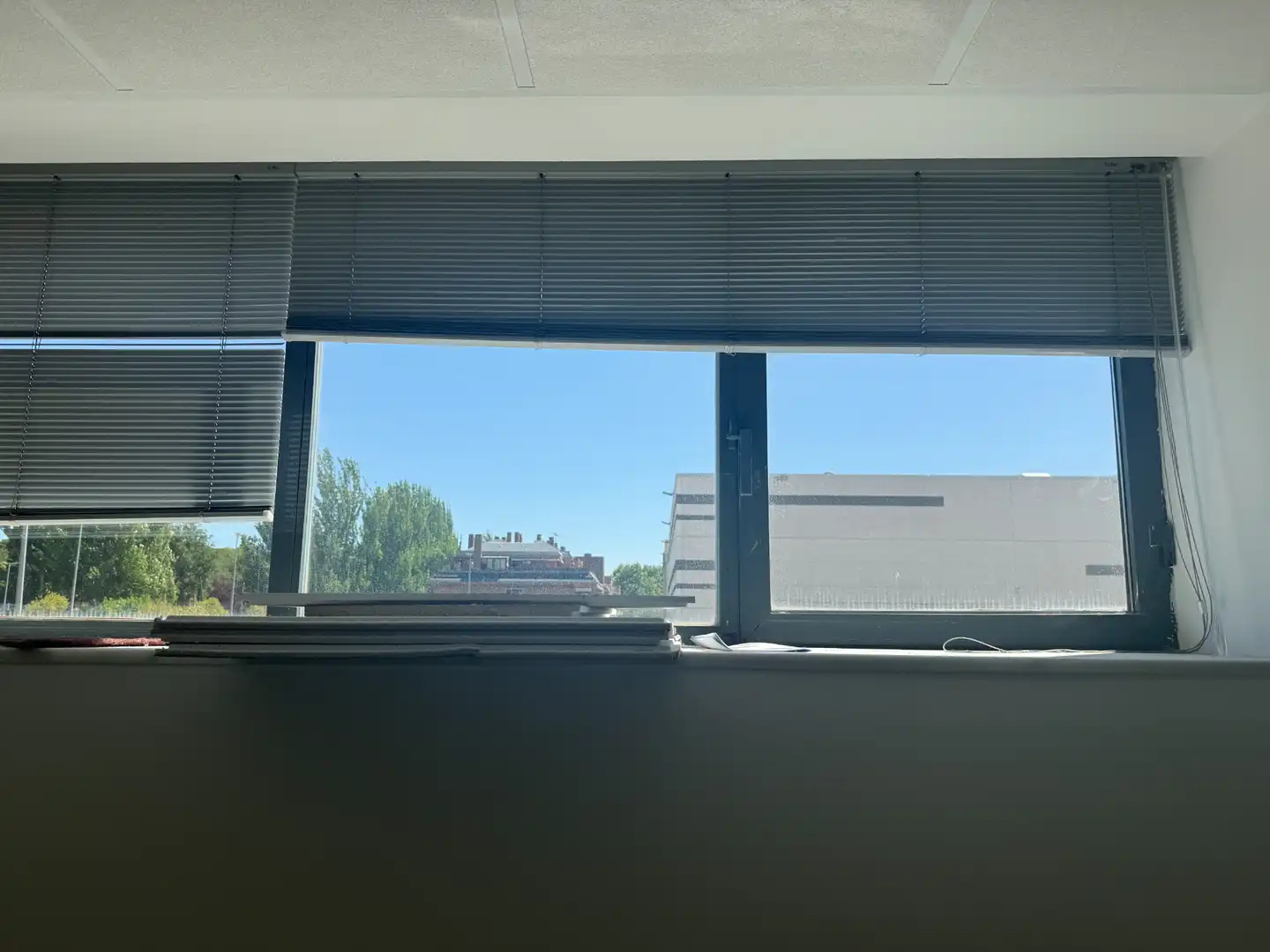 Vista exterior de Local en venta en Las Rozas de Madrid con Aire acondicionado, Calefacción y Alarma
