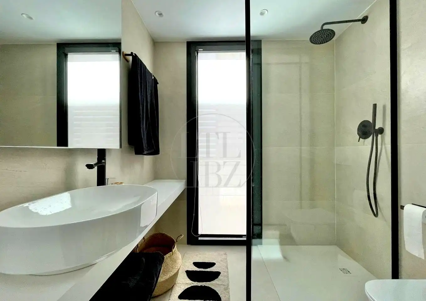 Badezimmer von Haus oder Chalet zur Miete in Sant Josep de sa Talaia mit Klimaanlage, Privatgarten und Terrasse