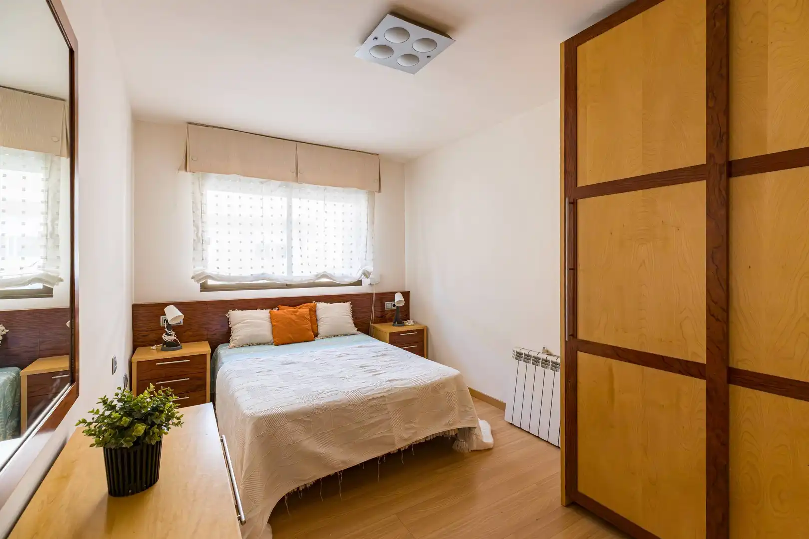 Bedroom of Flat for sale in Murcia  with Air Conditioner, Furnished and Balcony