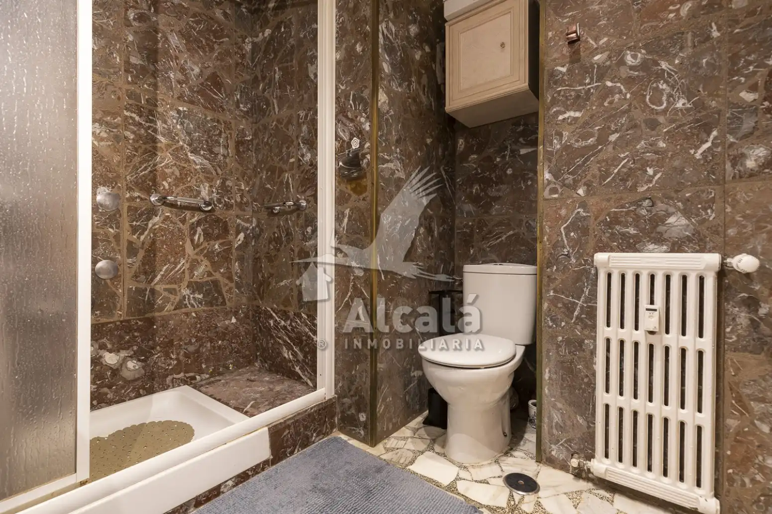 Baño de Piso en venta en Alcalá de Henares con Calefacción y Terraza