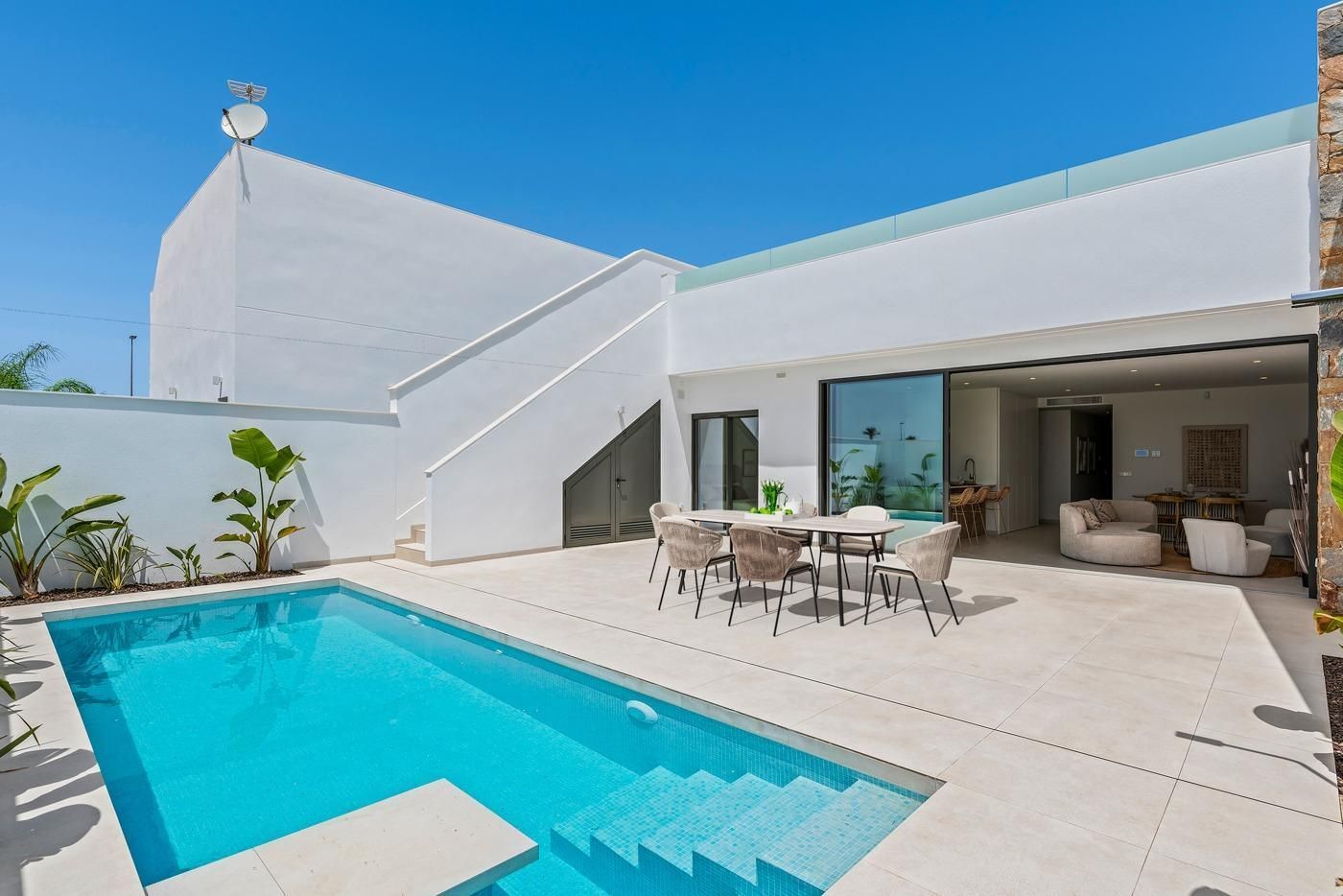 Swimming pool of Country house for sale in Los Alcázares  with Air Conditioner and Swimming Pool