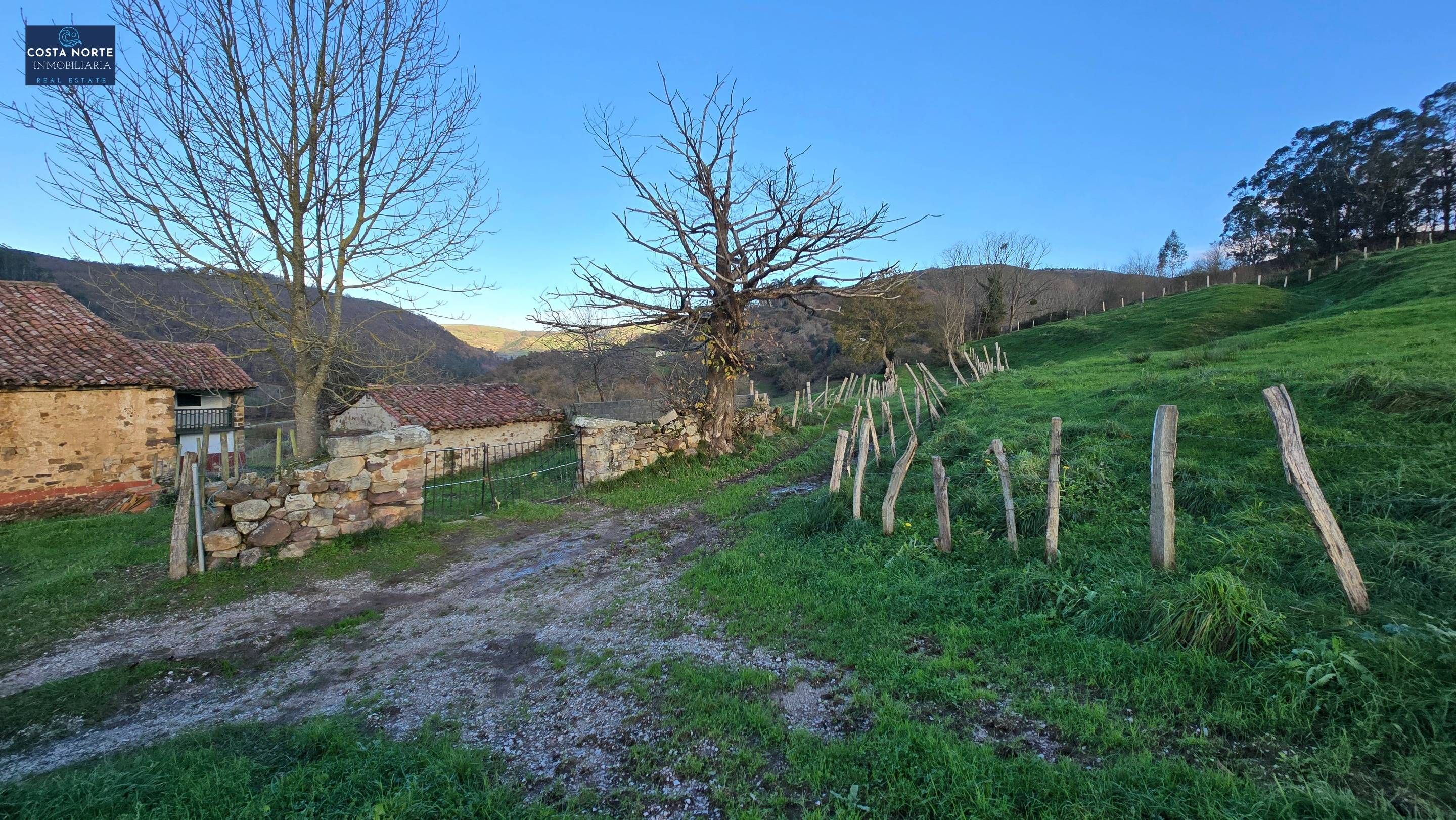Finca rústica en venda en Arenas de Iguña amb Jardí privat i Traster
