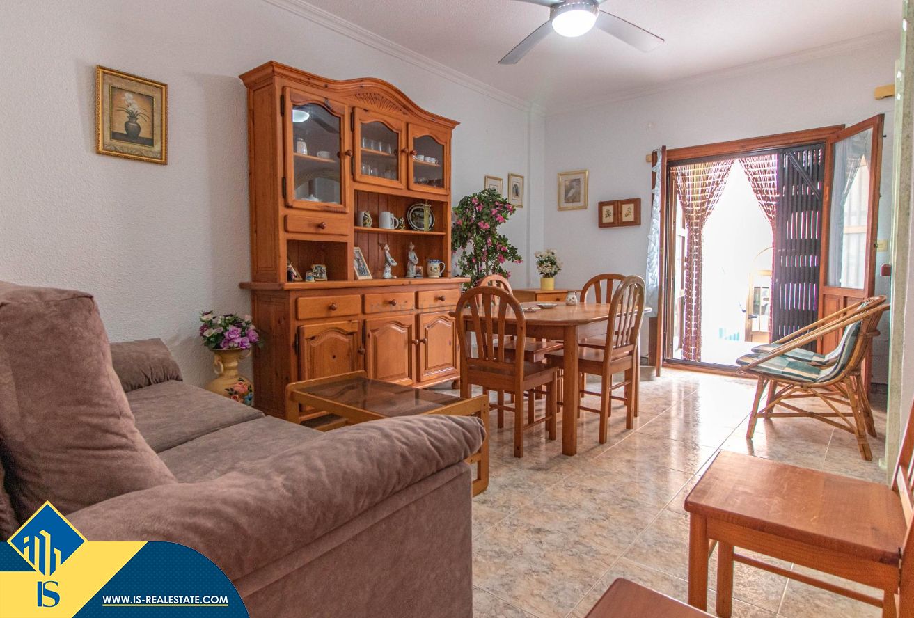 Dining room of Apartment for sale in Torrevieja  with Heating, Terrace and Furnished