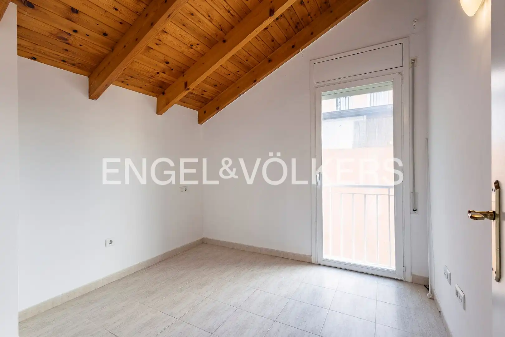 Terraza de Casa o chalet en venta en Vallirana con Calefacción, Jardín privado y Parquet
