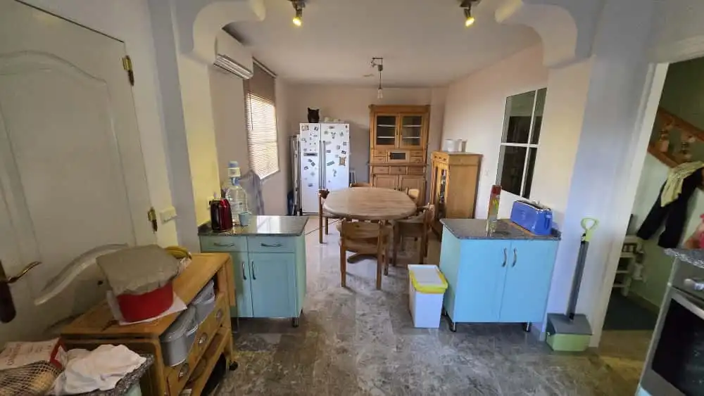 Cuina de Casa adosada en venda en Alhaurín de la Torre amb Aire condicionat, Jardí privat i Traster