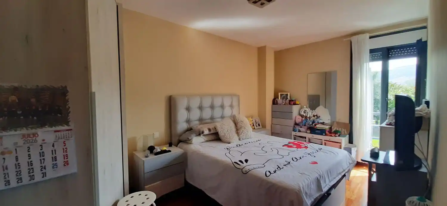 Habitación de Piso en venta en Solórzano con Calefacción, Parquet y Trastero