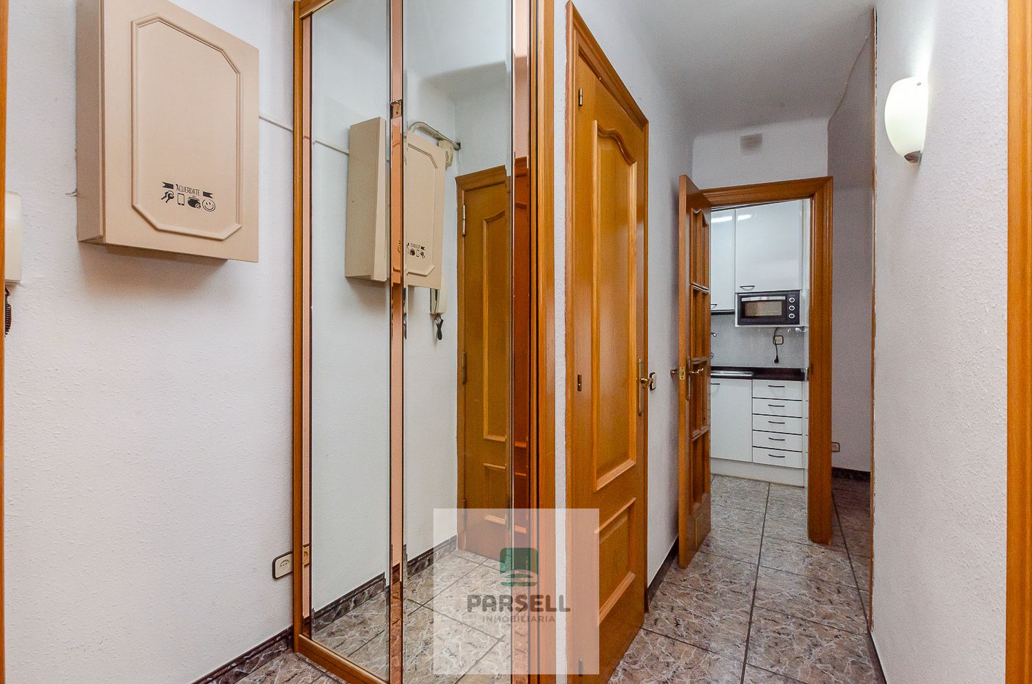 Flat for sale in Badalona  with Oven
