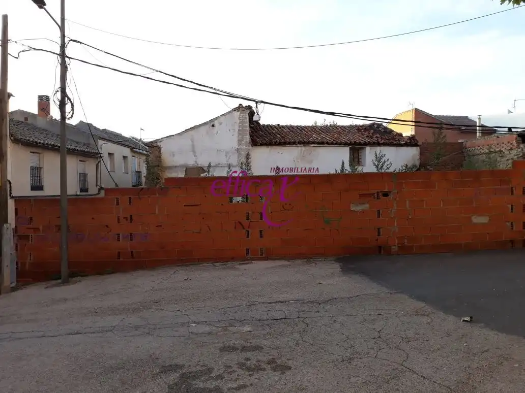 Residential land for sale in Novés, imagen 2