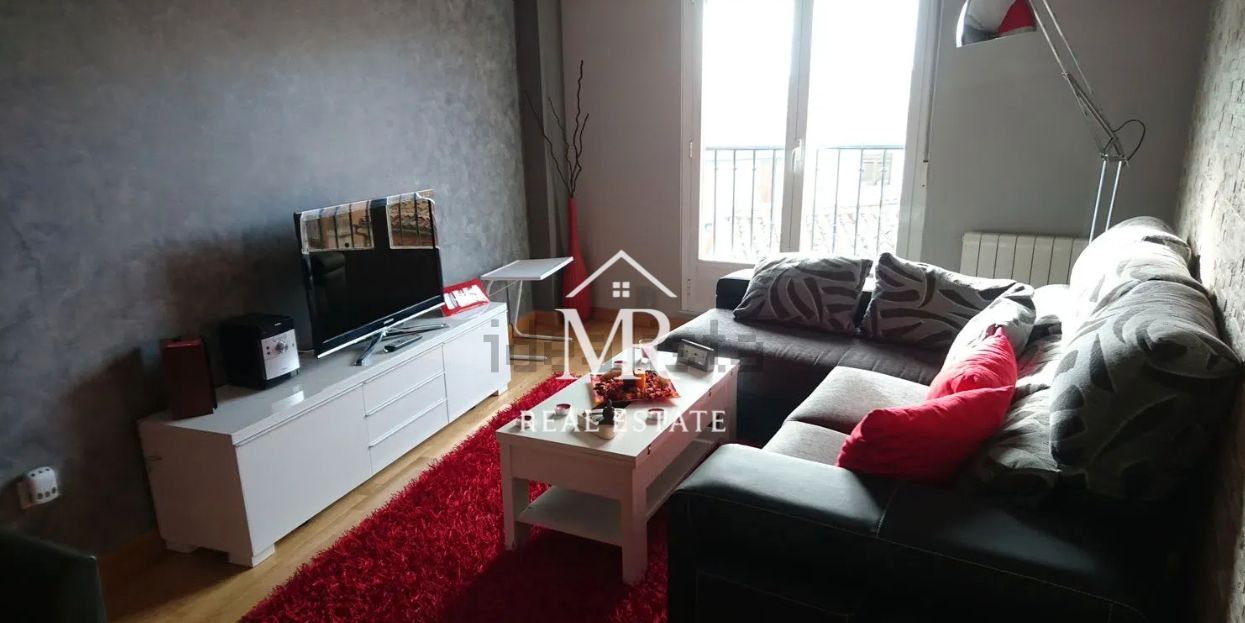 Sala d'estar de Pis en venda en Calvarrasa de Abajo amb Calefacció, Traster i Moblat