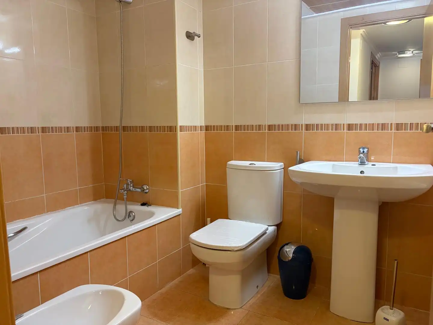 Baño de Piso de alquiler en Alcoy / Alcoi con Aire acondicionado, Calefacción y Terraza