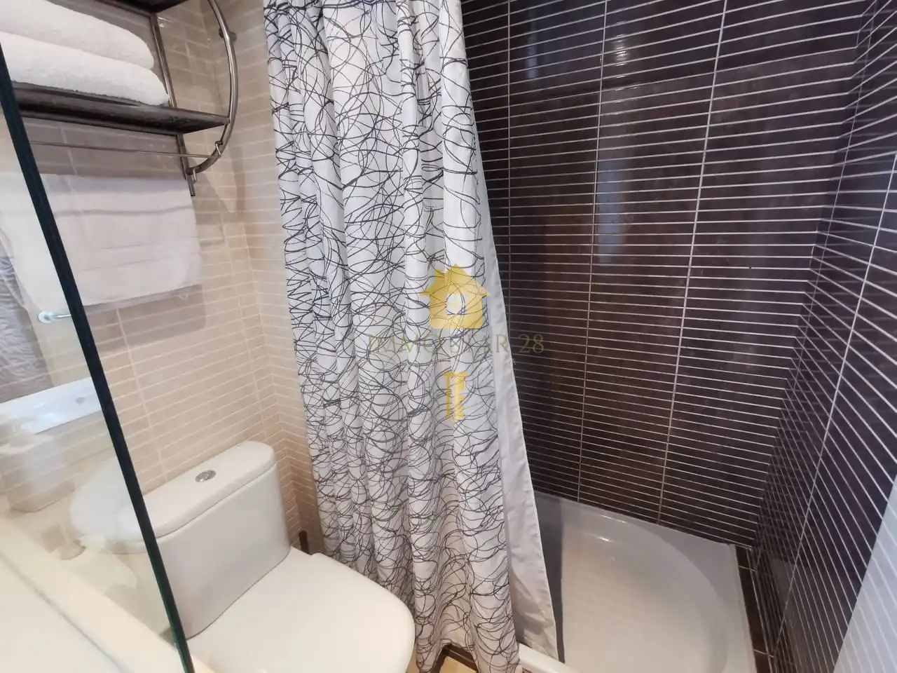 Baño de Piso de alquiler en Roses con Aire acondicionado, Terraza y Trastero