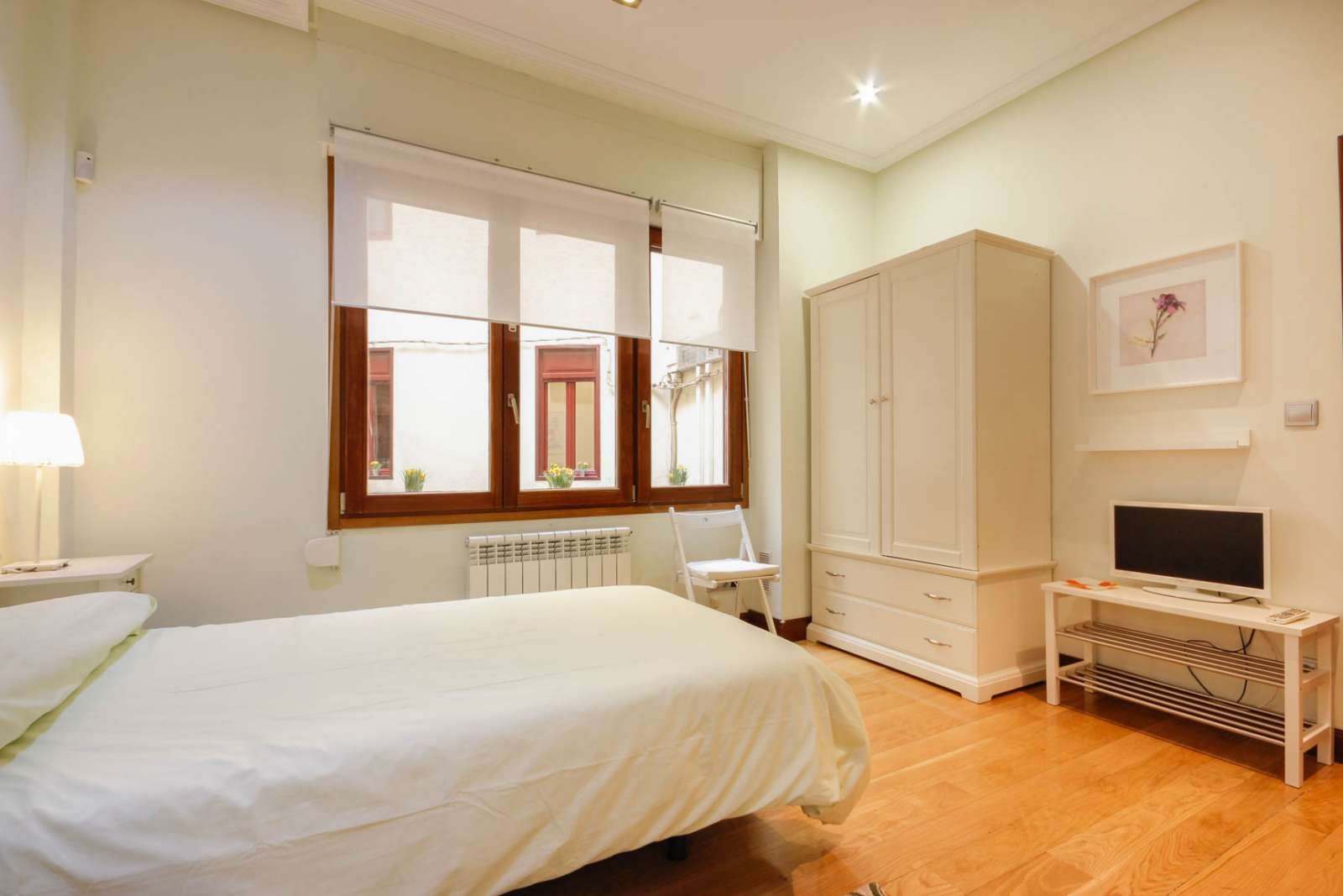 Flat to share in Zabalburu