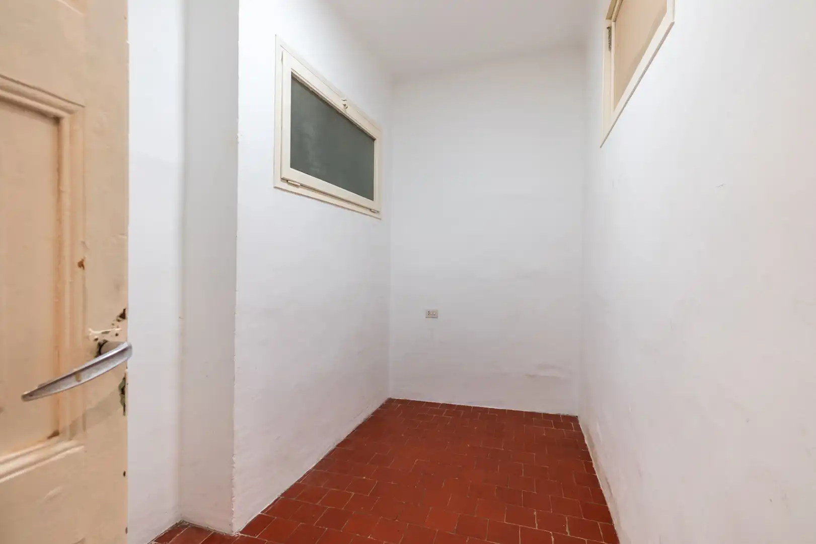 Piso en venta en Figueres con Balcón, Internet y Alarma