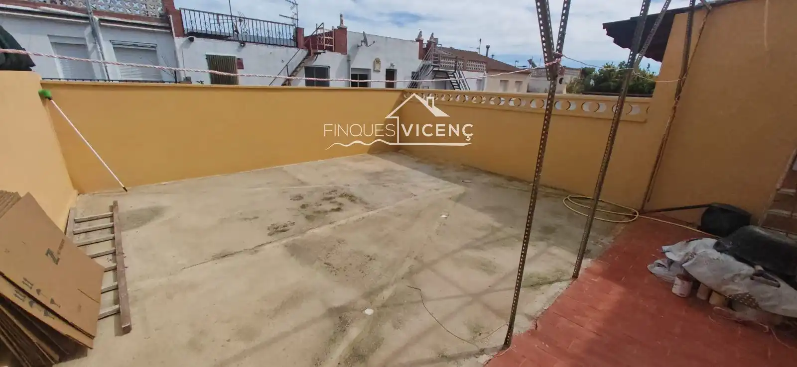 Casa adosada en venta en Verge de Montserrat, Albinyana