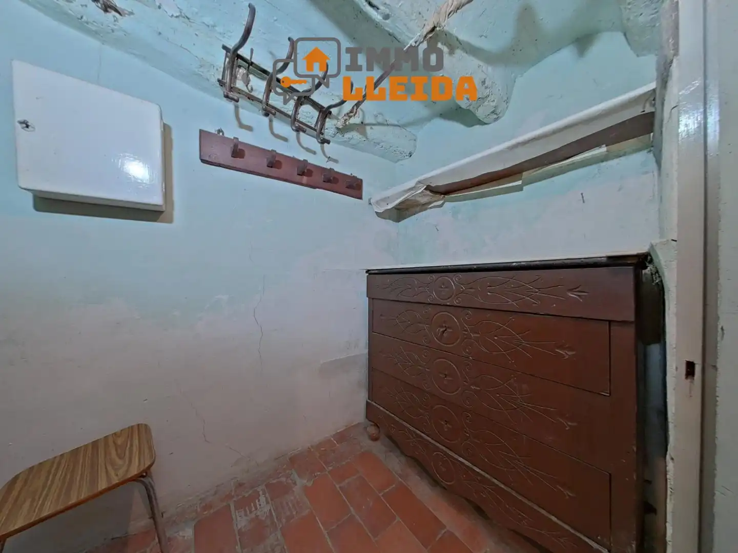 Casa adosada en venta en Cervera con Trastero y Amueblado
