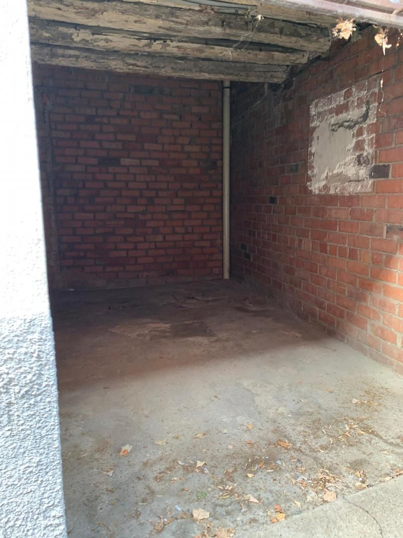 Garage for sale in Manlleu