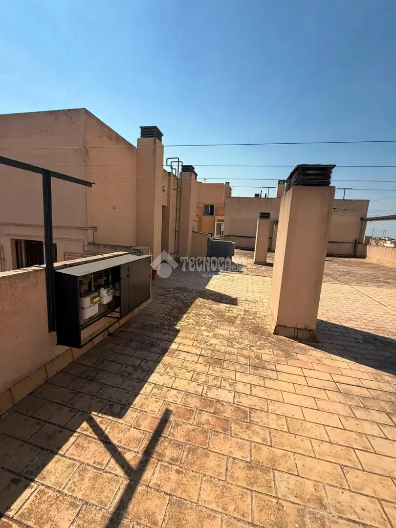 Terraza de Piso en venta en Sevilla con Trastero y Balcón