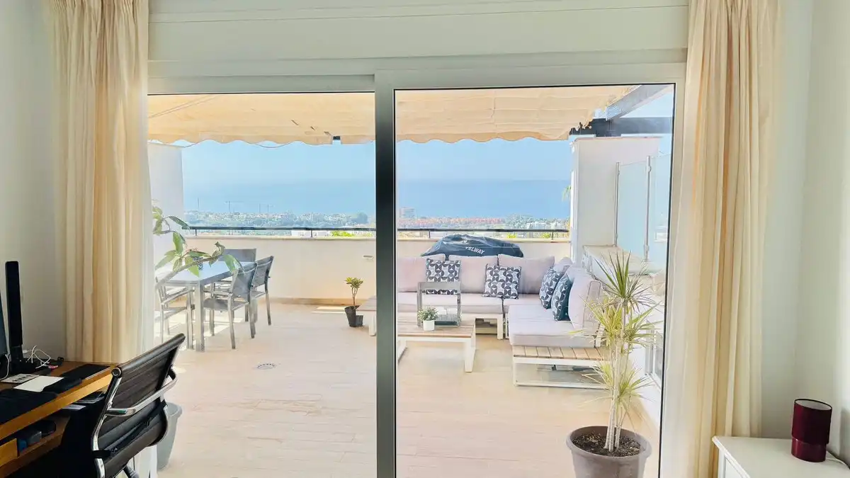 Terrassa de Dúplex en venda en Marbella amb Aire condicionat, Calefacció i Piscina