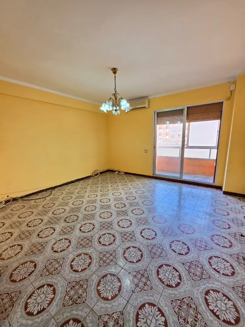 Wohnzimmer von Wohnung zum Verkauf in Tarragona mit Klimaanlage, Heizung und Terrasse