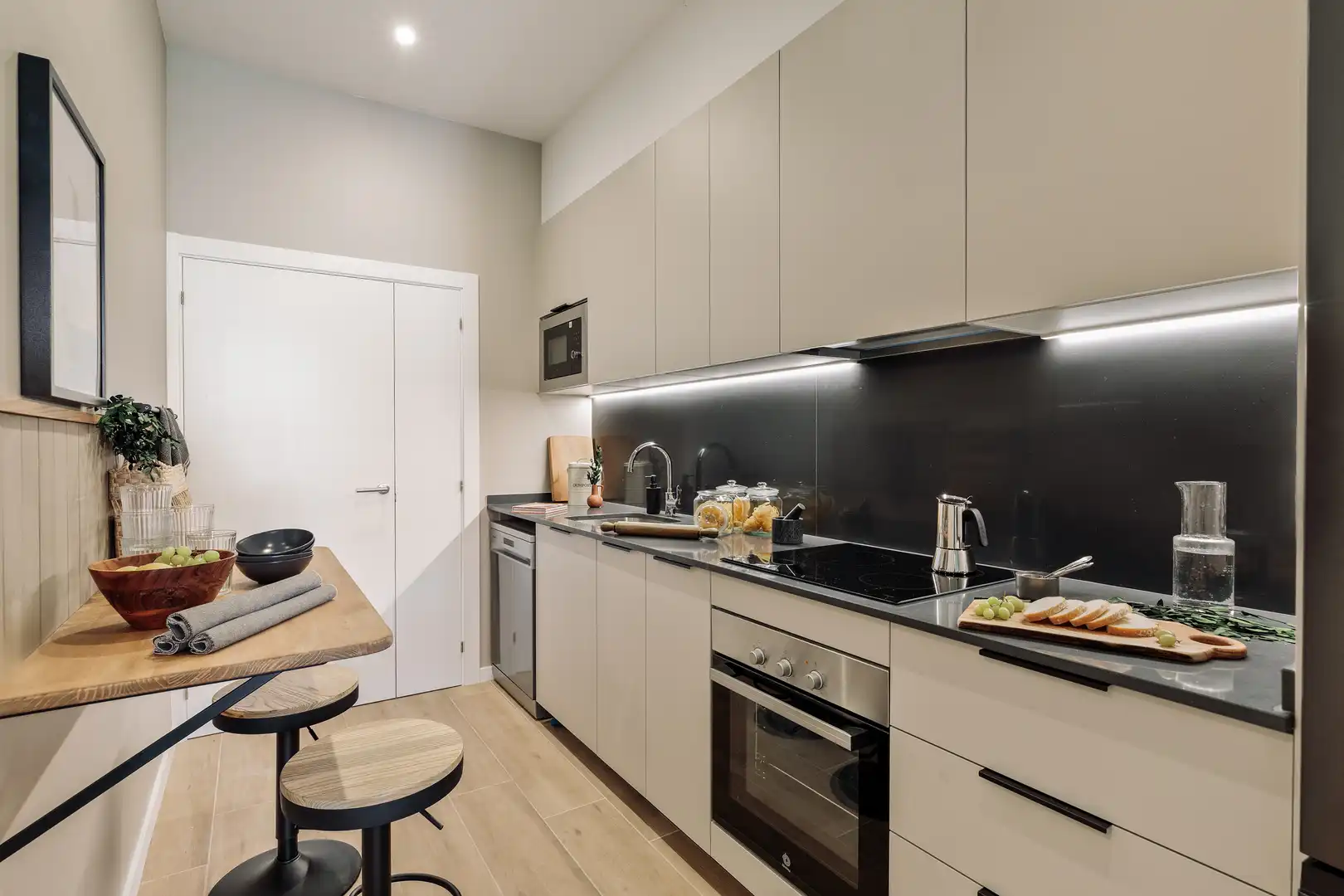 Apartamento con terraza en alquiler en Carrer de Floridablanca, imagen 4