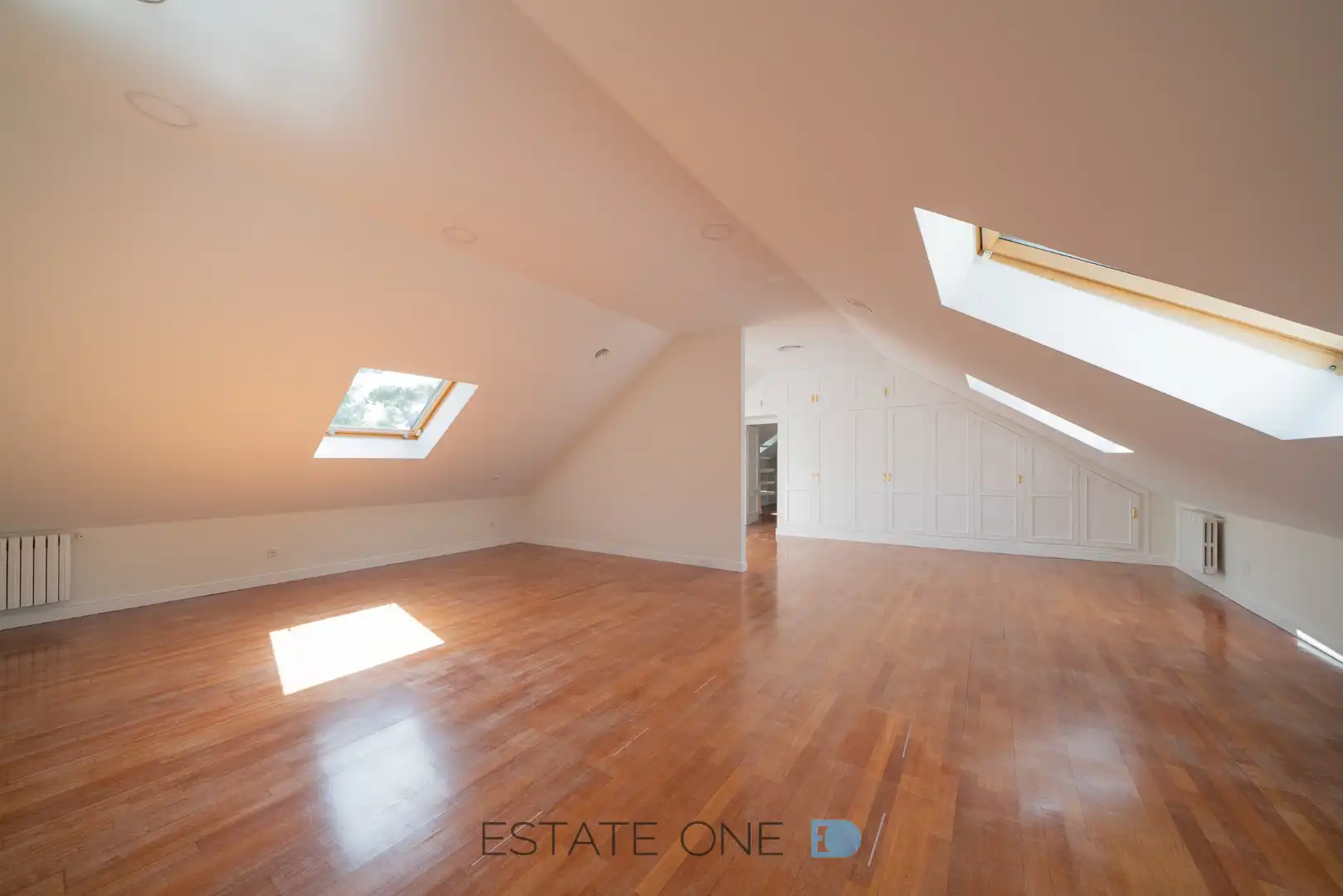 Casa o chalet de alquiler en Madrid con Aire acondicionado, Calefacción y Jardín privado