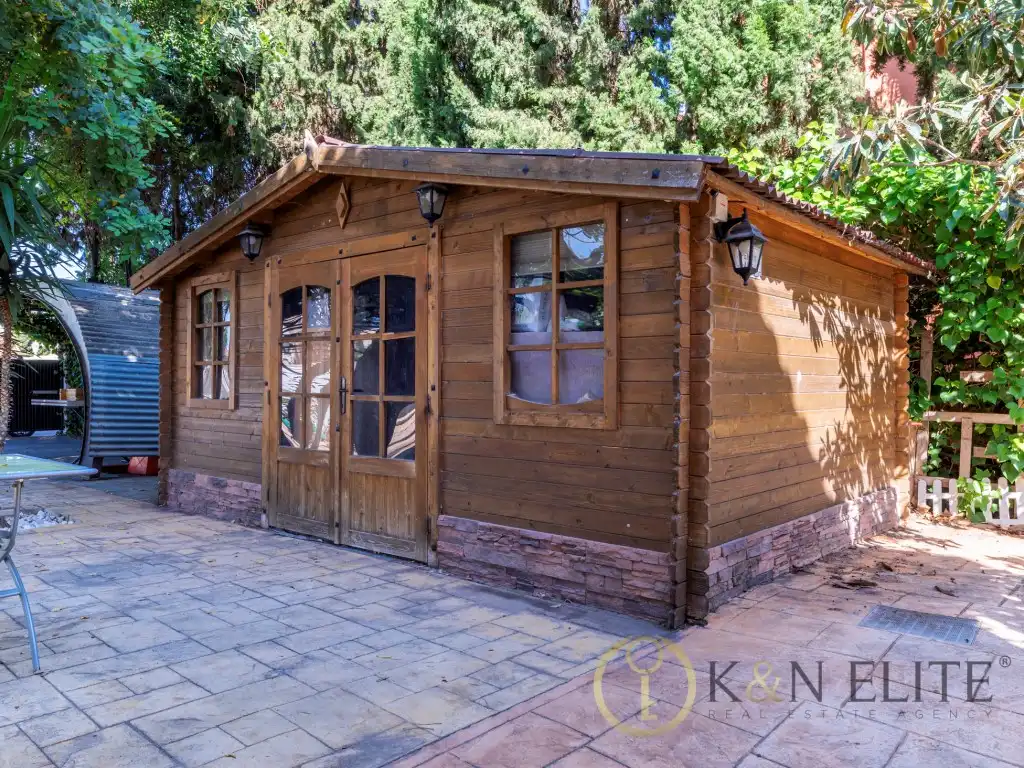 Vista exterior de Casa o xalet en venda en Mutxamel amb Aire condicionat, Jardí privat i Terrassa