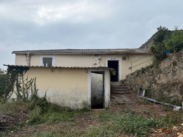 Casa-chalet en Venta en A Malata - Catabois - Ciudad Jardín